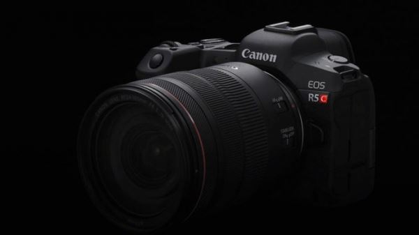 Анонс камеры Canon EOS R5c запланирован на начало 2022 года