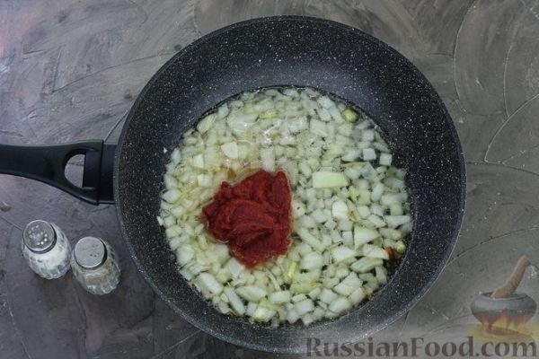 Макароны с тефтелями в томатном соусе (на сковороде)
